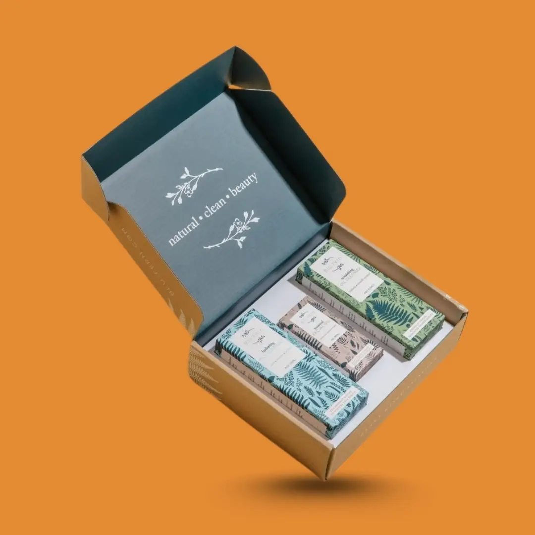 PRODUCTS - Mailer Box with insert 3 Mailer Box with insert 3